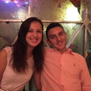 Meet your Posher, Roman